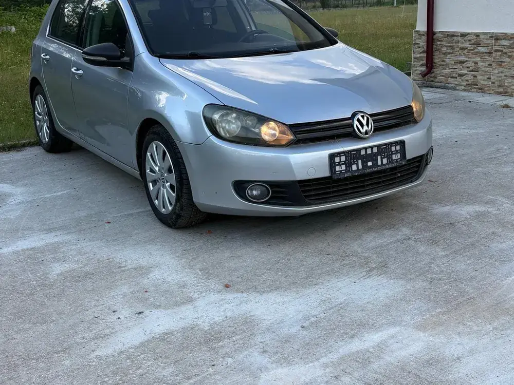 Volkswagen Golf VI — față